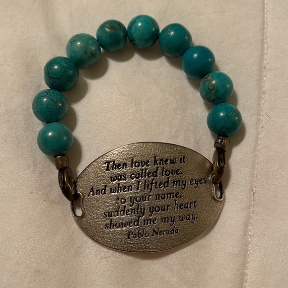 Gorgeous, one of a kind turquoise and silver bracelet - Picture 1 of 4